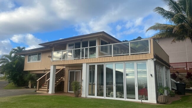 Building Photo - 523 Kualau St