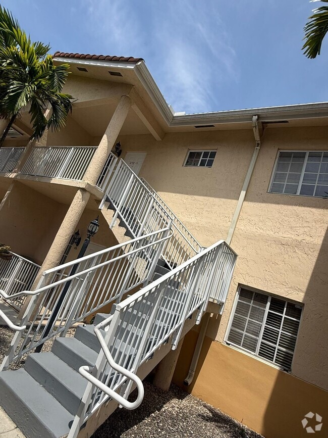 Building Photo - 6972 NW 179th St