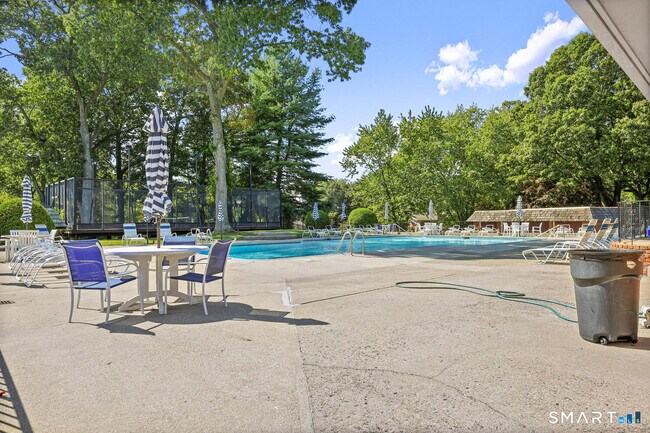 Building Photo - 108 Southport Woods Drive