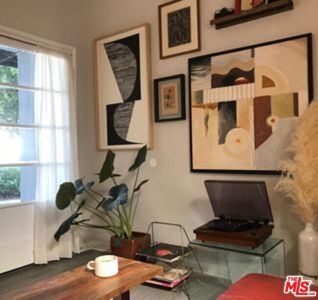 Building Photo - 1700 Griffith Park Blvd