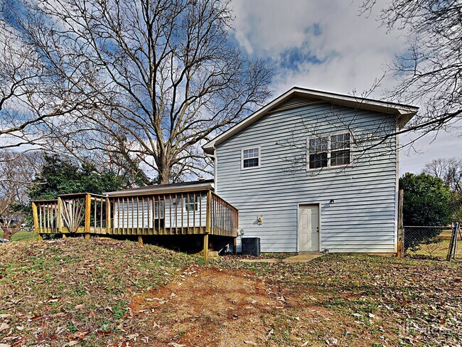 Building Photo - 4073 Red Laurel Way SW