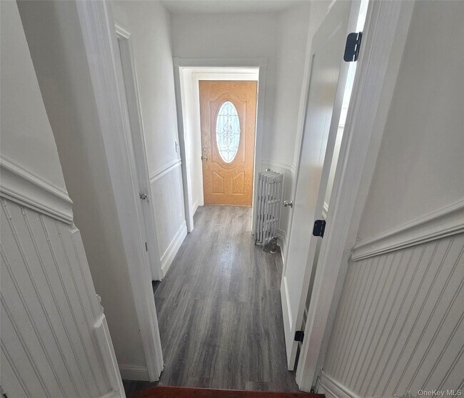 Building Photo - 182-19 147th Ave