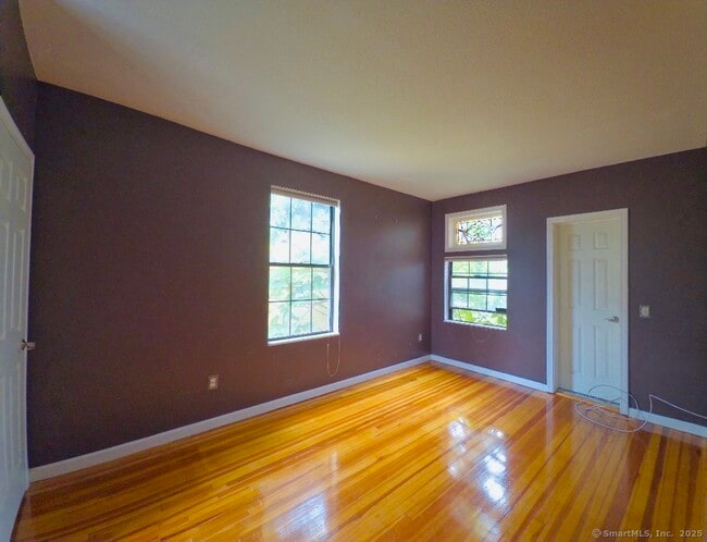 Building Photo - 421 Wethersfield Ave