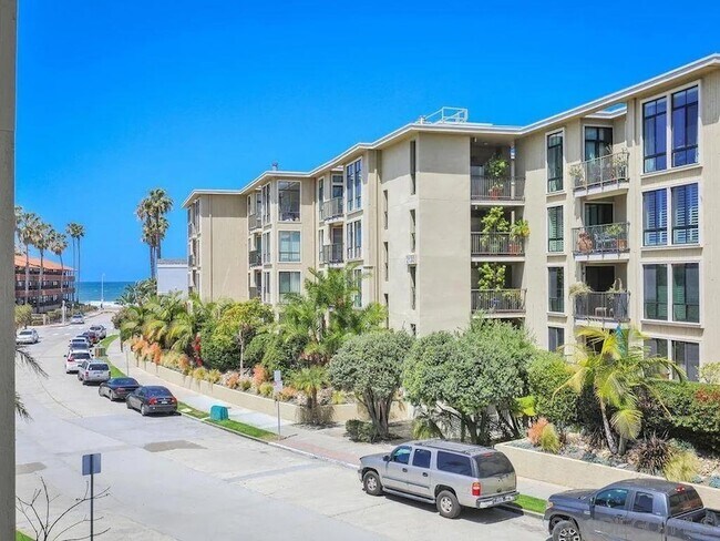 Building Photo - 8110 El Paseo Grande