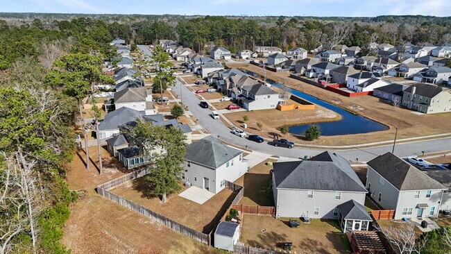 Building Photo - 137 Spoonbill Cir