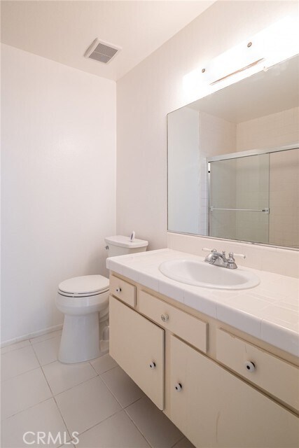 Building Photo - 4922 Hemlock