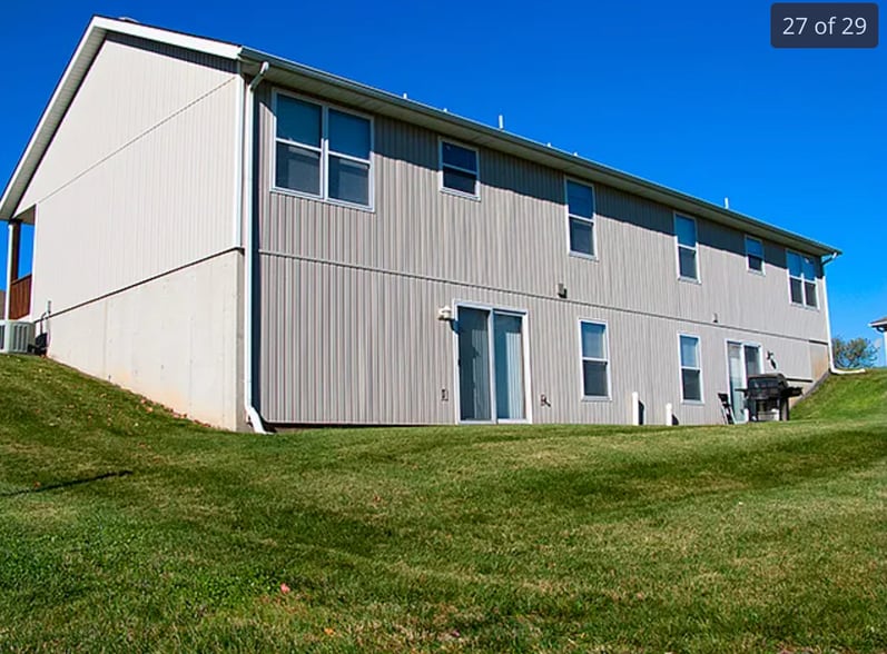 Building Photo - 1973 S Powahatan Ct
