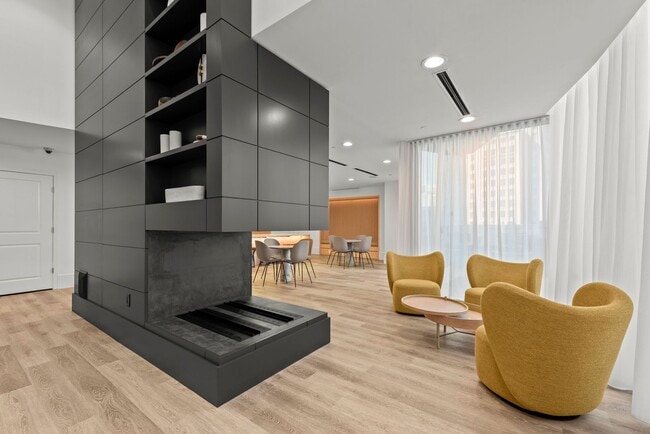 Building Photo - High-rise Luxury 1 Bedroom Buckhead Condo, Skyline Views of Atlanta!