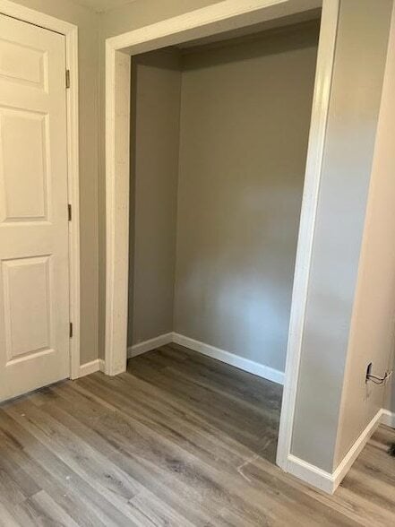 Building Photo - 3831 Greendale Pl NE