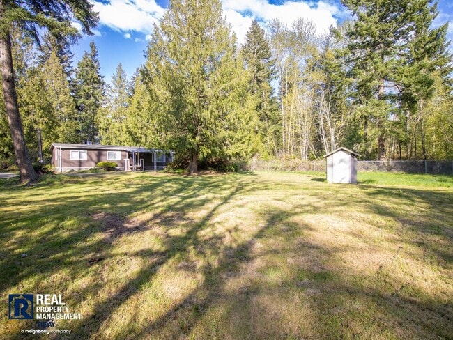 Building Photo - 2 Bed / 2 Bath Home with 4-Car Garage, Large Yard & RV Parking in Graham!