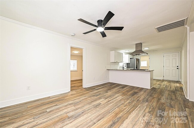 Building Photo - 6616 Charlie Walker Rd