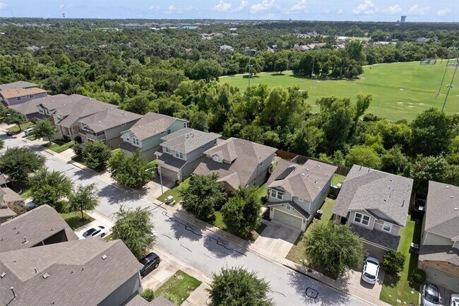 Building Photo - 8540 White Ibis Dr