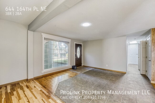 Building Photo - 644 164th Pl NE