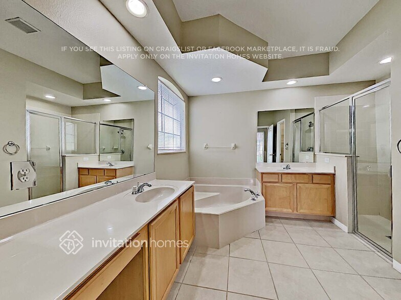 Building Photo - 2718 Old Redpine Way
