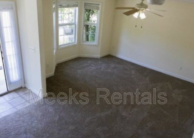 Building Photo - 32 Mill Rd