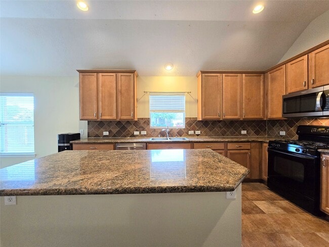 Building Photo - 31323 Trinity Park Ln