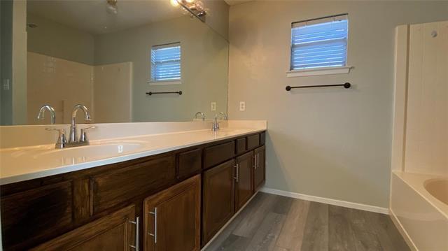 Building Photo - 1109 Falconcrest Ct