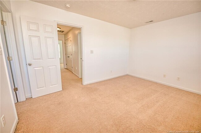 Building Photo - 2112 Yellowbrick Rd