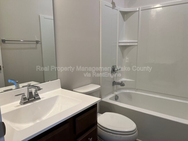 Building Photo - 1406 Excelsior Grand Ave