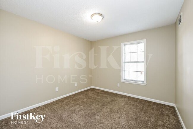 Building Photo - 3138 Sleepy Hollow Rd