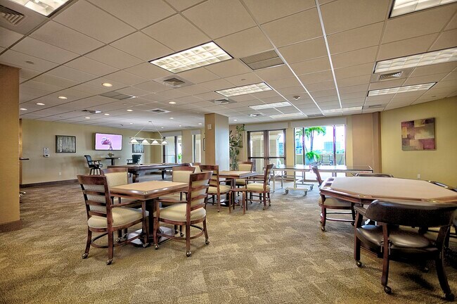 Building Photo - 3610 Gardens Pkwy