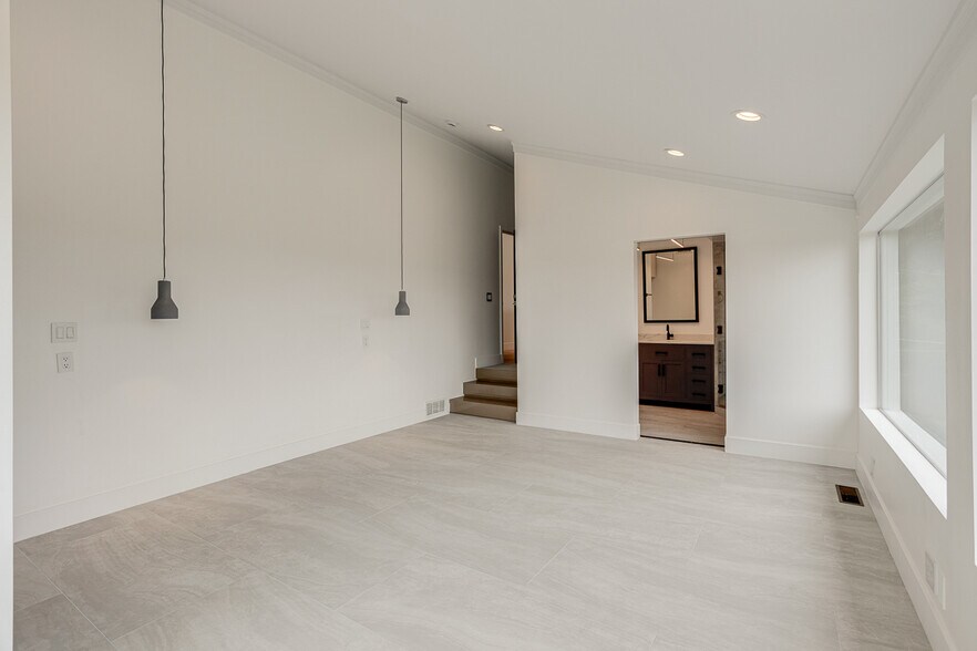 Building Photo - 11354 Sunshine Ter