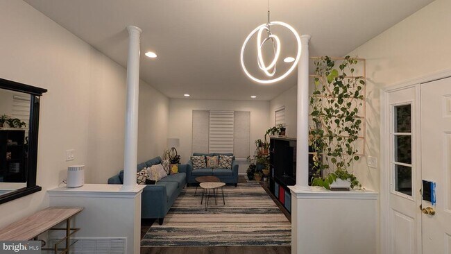 Building Photo - 109 Forelock Ct