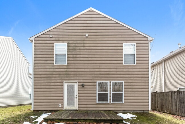 Building Photo - 8840 Hosta Way