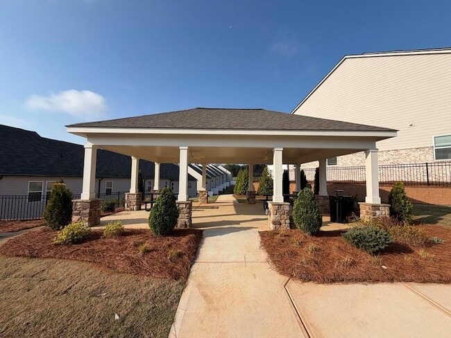 Building Photo - 6715 Armonia Dr