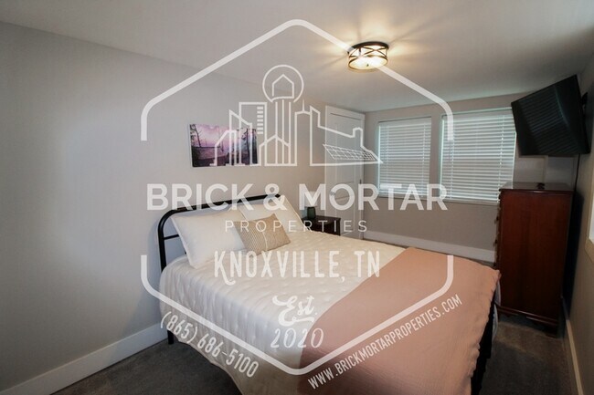 Building Photo - 503 Busbee Rd