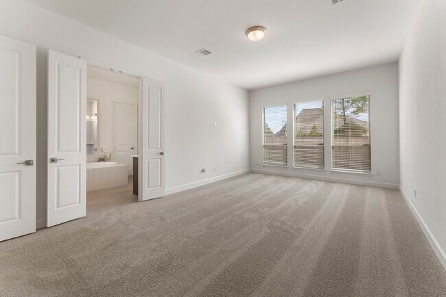 Building Photo - 26545 Pioneer Pointe Ct