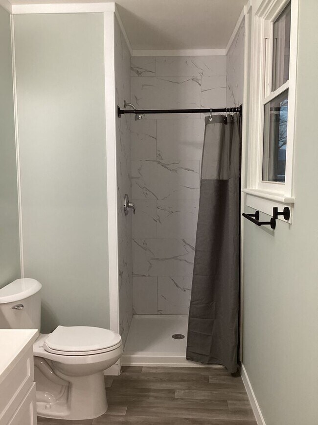 Building Photo - 45 Clayton Ave