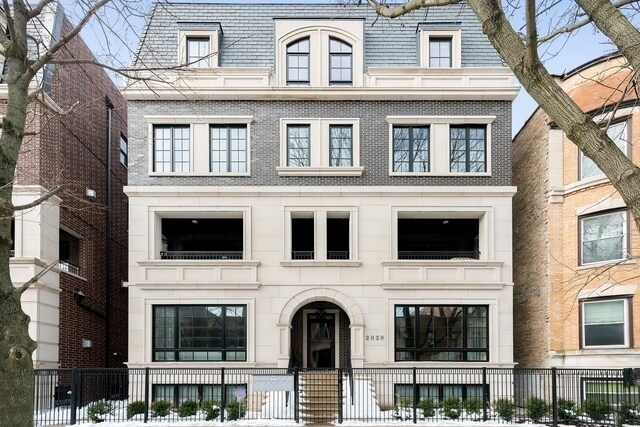 Primary Photo - 2020 N Howe St
