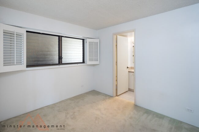 Building Photo - 1521 Alexander St