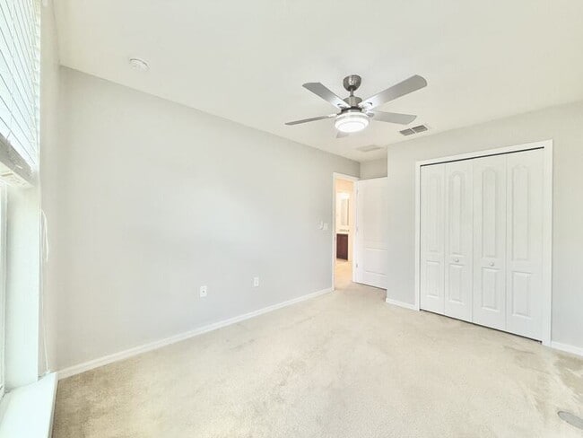Building Photo - 3824 Exeter Ln