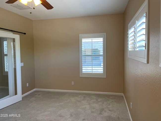 Building Photo - 16054 W Shangri La Rd