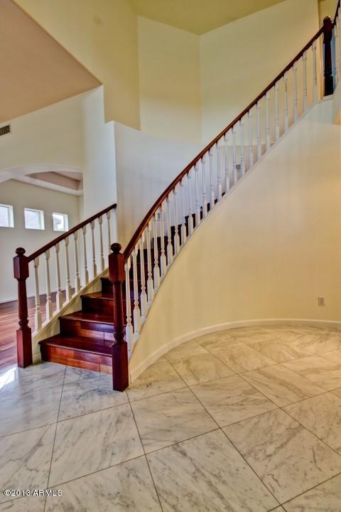 Building Photo - COMING SOON!! 5 bed 3 bath, 3000 + SFT with pool in Carino Estates, Chandler