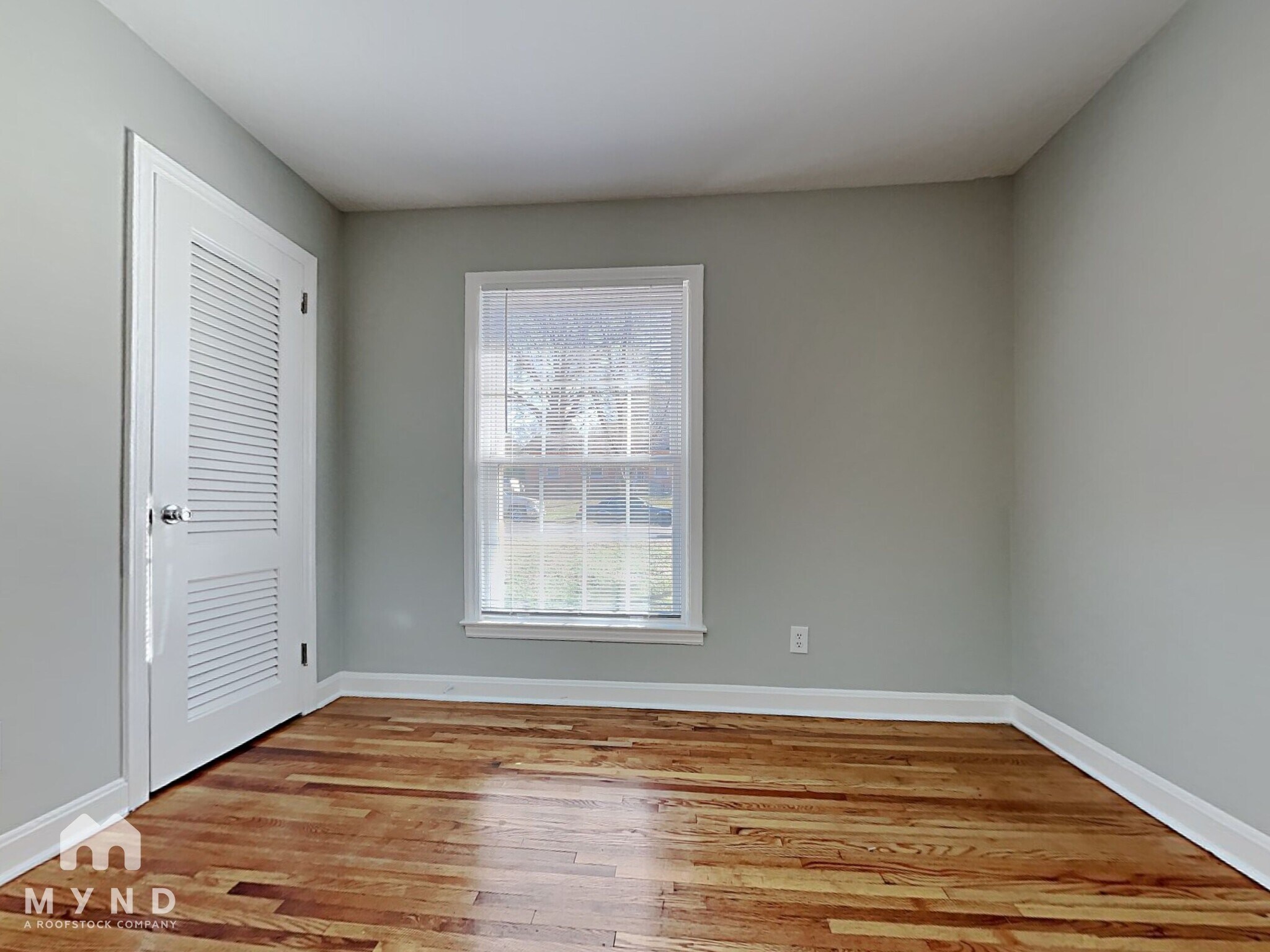 Building Photo - 4010 Crestridge Dr