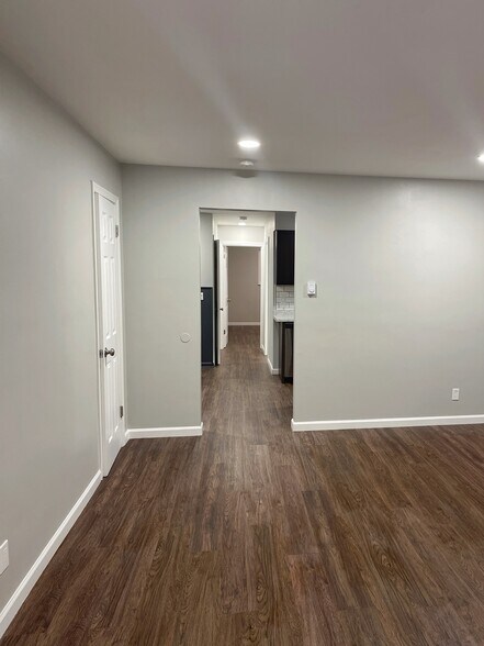 Building Photo - 3415 McFarlan Rd