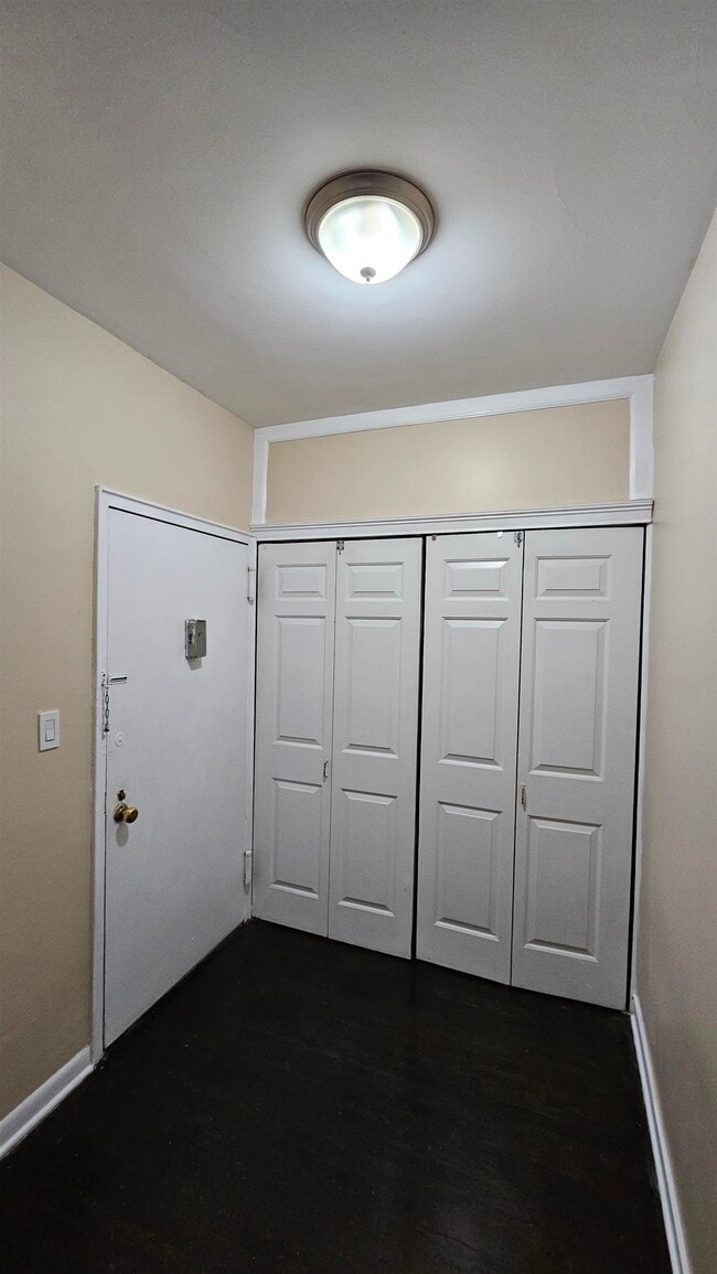 Building Photo - 6010 JFK Blvd E