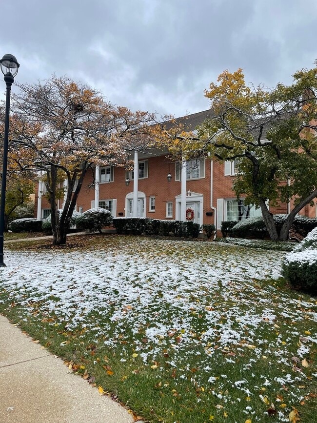 Primary Photo - 4 N Tower Rd