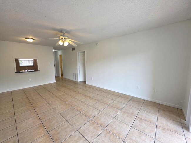 Building Photo - 2800 NW 56th Ave