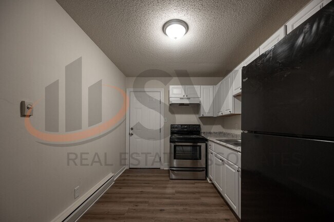 Building Photo - 910 Fiske St