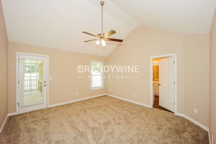 Building Photo - 151 Wakefield Dr