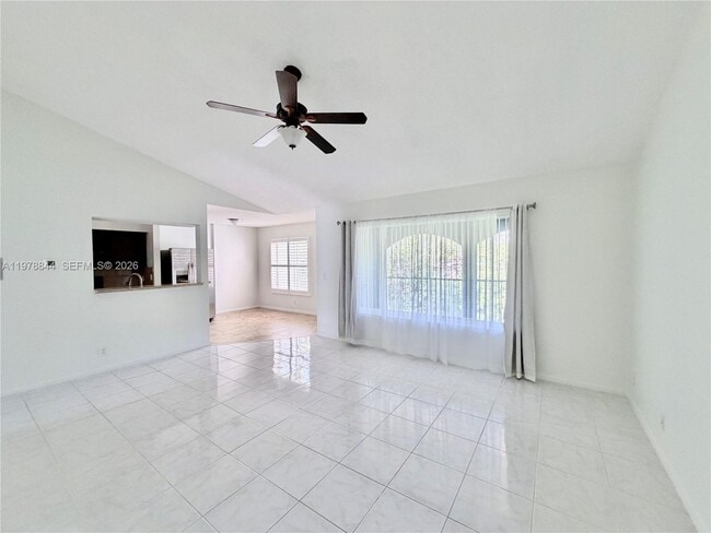 Building Photo - 815 Boynton Beach Blvd