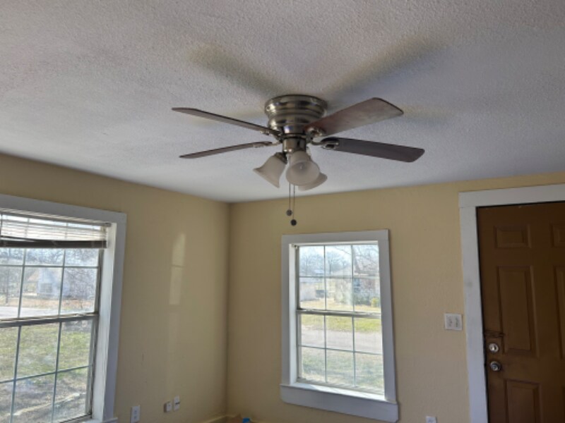 Building Photo - 507 Houston St