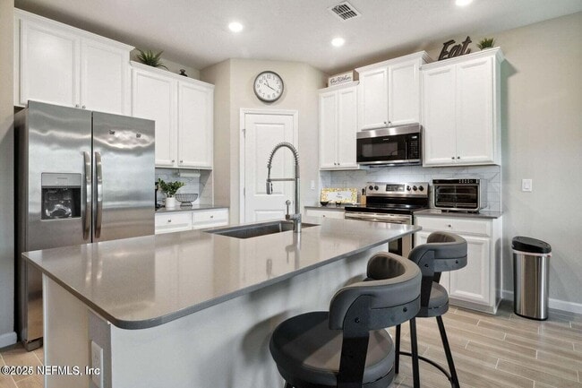 Building Photo - 357 Boracay Cir