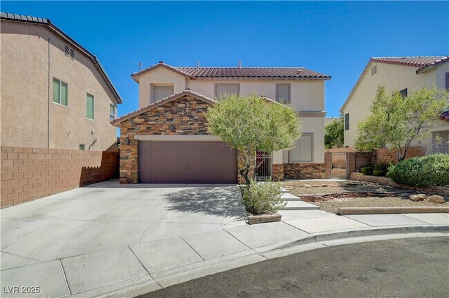 Primary Photo - 5033 Apache Valley Ave