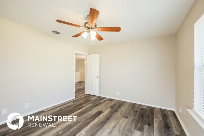 Building Photo - 9647 Shorebird Ln