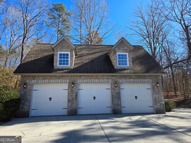 Building Photo - 1256 Olde Lexington Rd